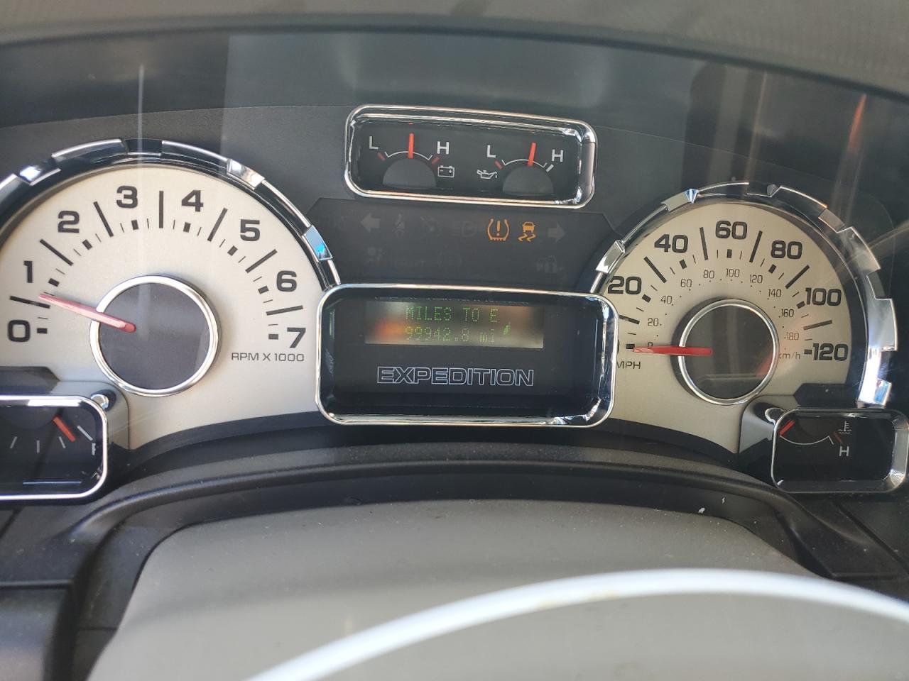 2010 Ford Expedition El Limited VIN: 1FMJK2A56AEB72845 Lot: 85196275