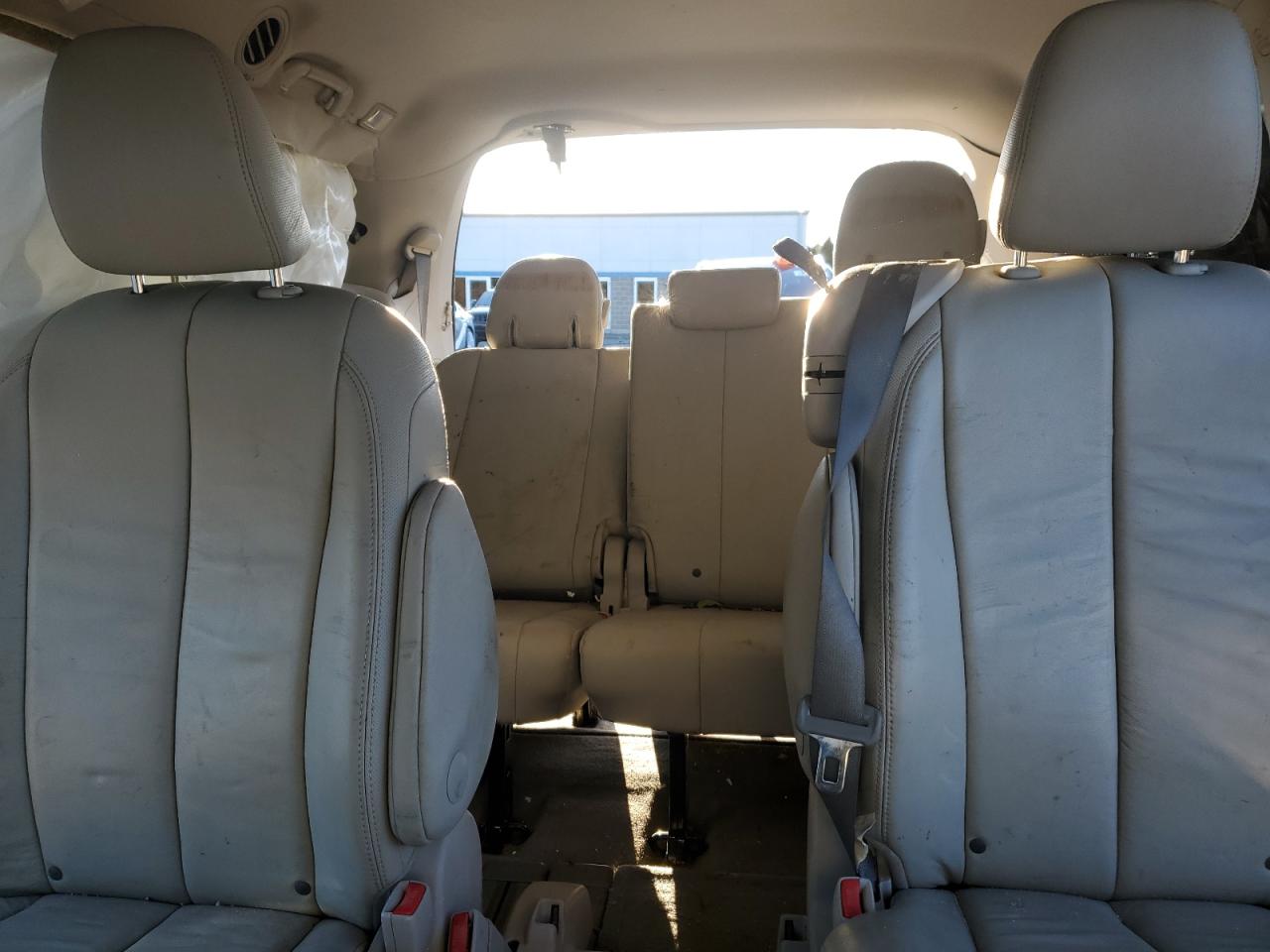 2014 Toyota Sienna Xle VIN: 5TDYK3DC7ES493229 Lot: 82291585