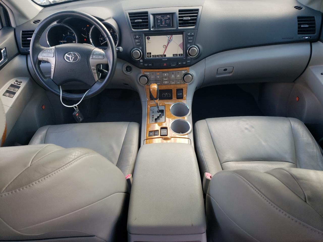 2008 Toyota Highlander Hybrid Limited VIN: JTEEW44A182023698 Lot: 82235905