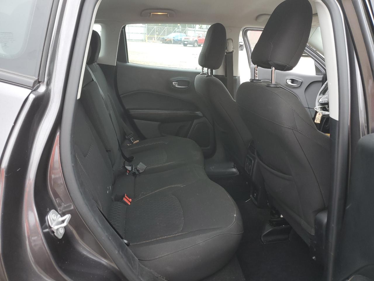 2020 Jeep Compass Sport VIN: 3C4NJCAB5LT253083 Lot: 82331125