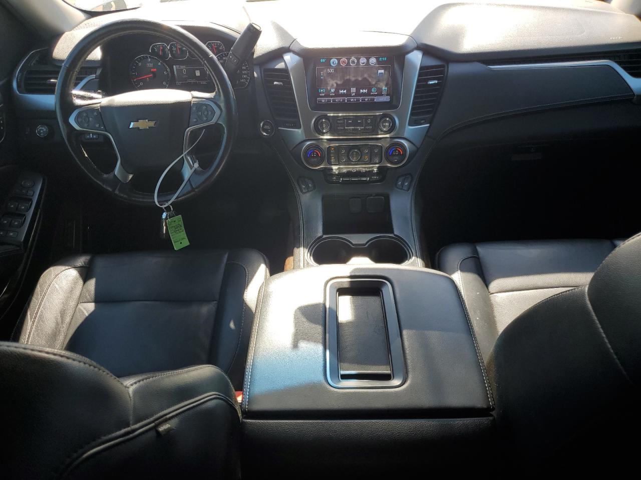 2018 Chevrolet Suburban K1500 Lt VIN: 1GNSKHKC3JR282499 Lot: 82163735