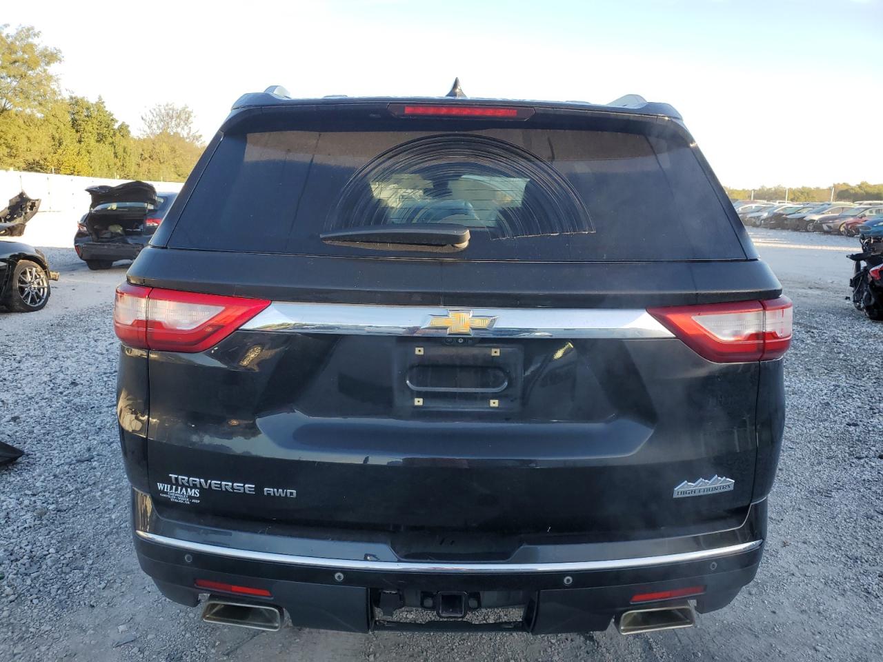 2018 Chevrolet Traverse High Country VIN: 1GNEVKKW4JJ134033 Lot: 82693205