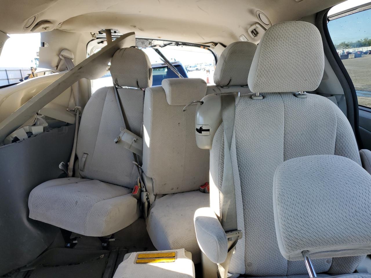 2013 Toyota Sienna Le VIN: 5TDKK3DC0DS365838 Lot: 86677435