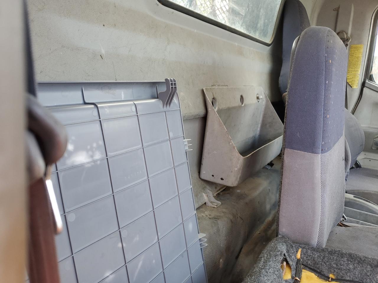 2006 Mitsubishi Fe 84D Flatbed Truck VIN: JL6BBE1S36K009327 Lot: 90546425