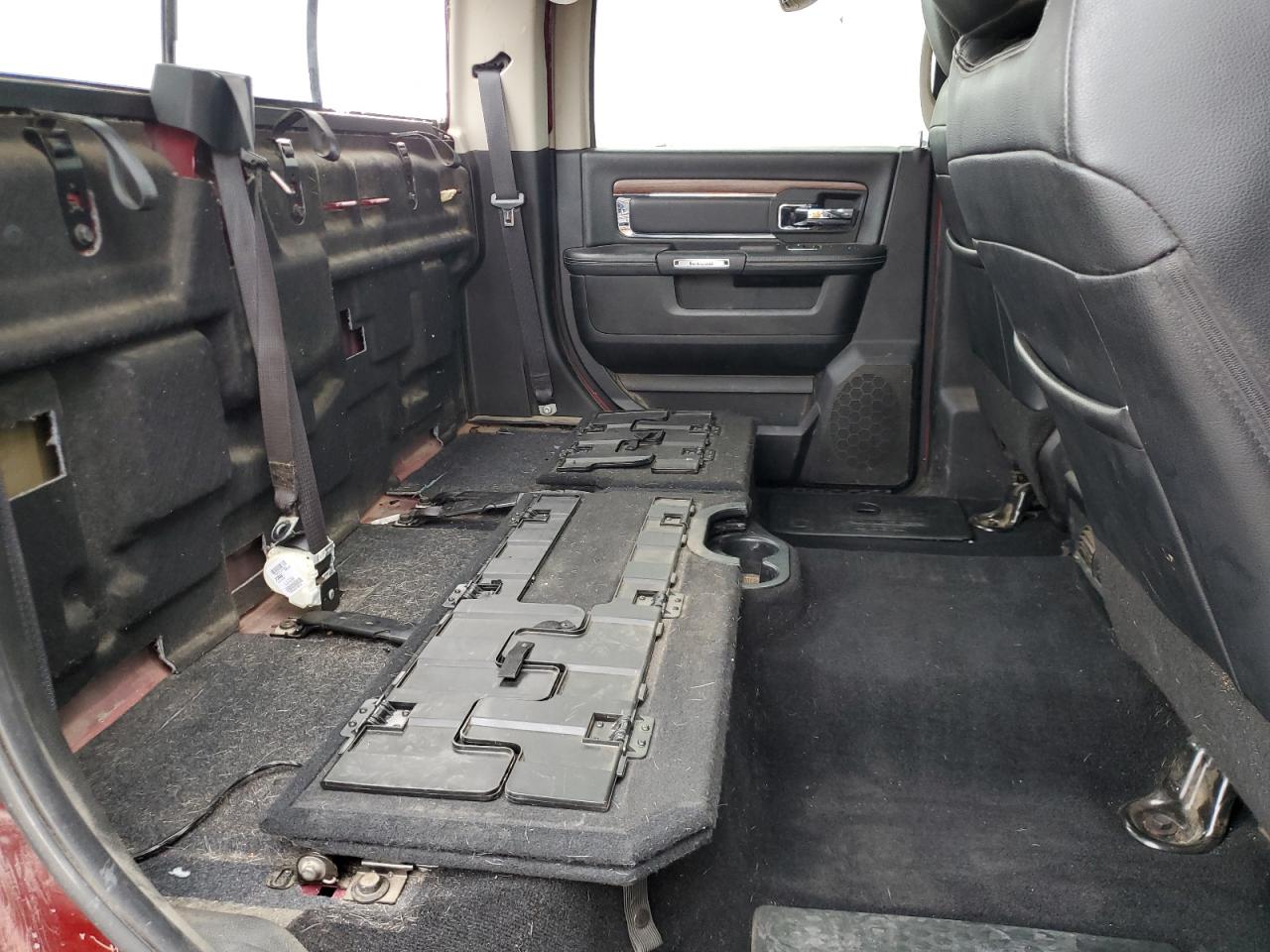 2018 Ram 3500 Laramie VIN: 3C63R3EL4JG387115 Lot: 82307825