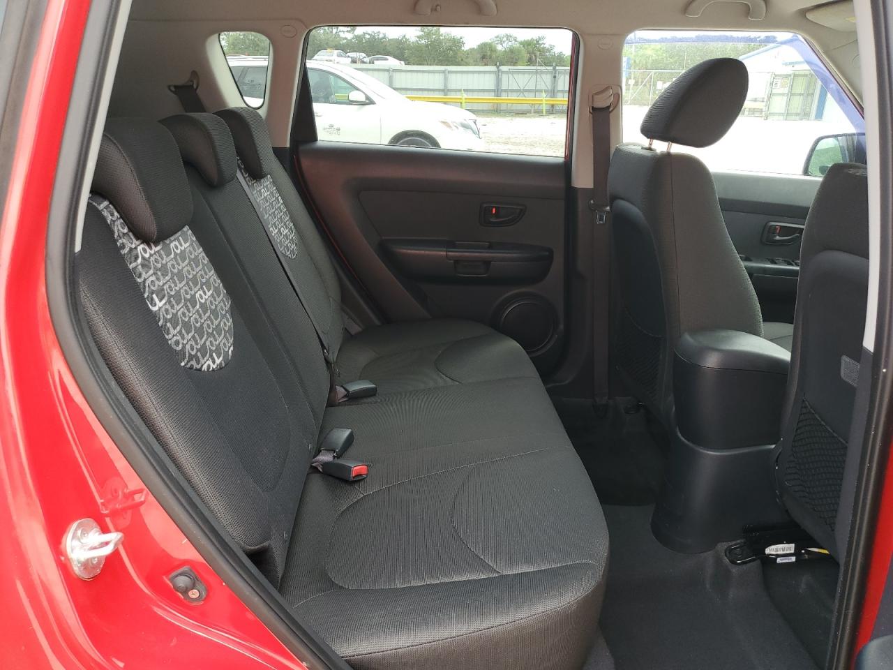 2010 Kia Soul + VIN: KNDJT2A24A7095128 Lot: 84891595