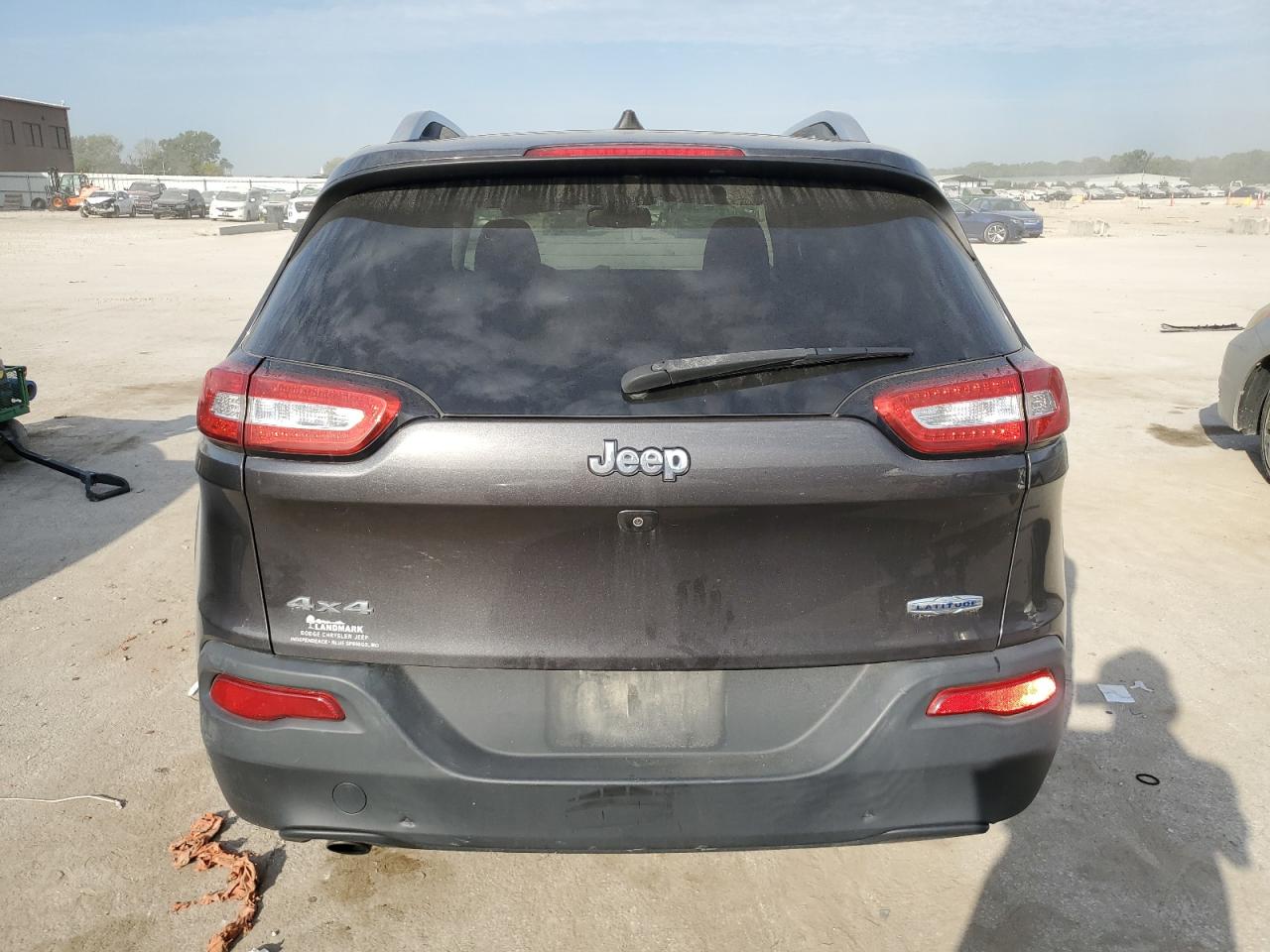 2017 Jeep Cherokee Latitude VIN: 1C4PJMCB8HW646850 Lot: 84464355