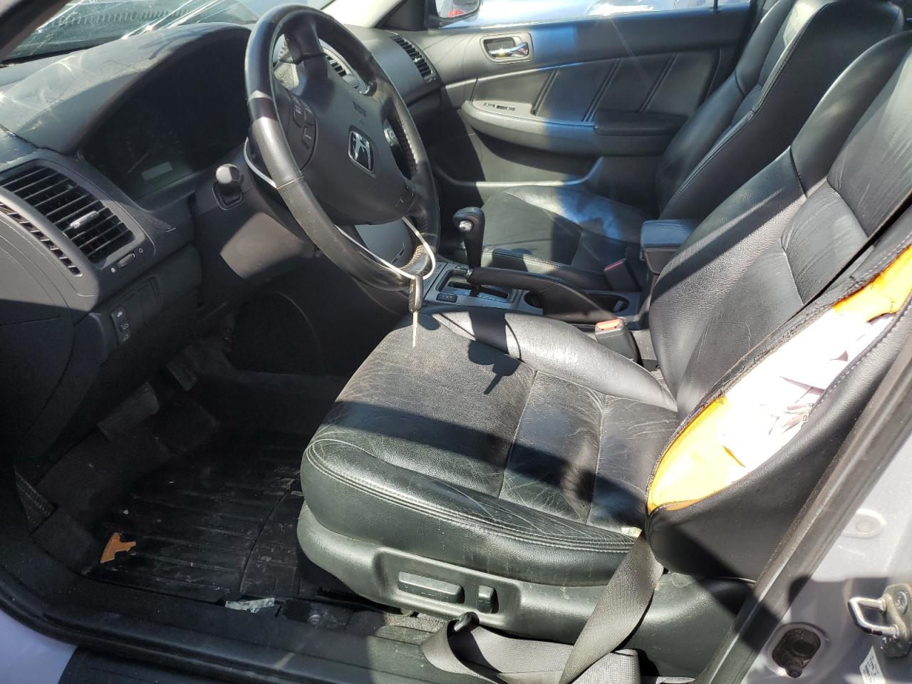 2005 Honda Accord Ex VIN: 1HGCM56855A103526 Lot: 71492085