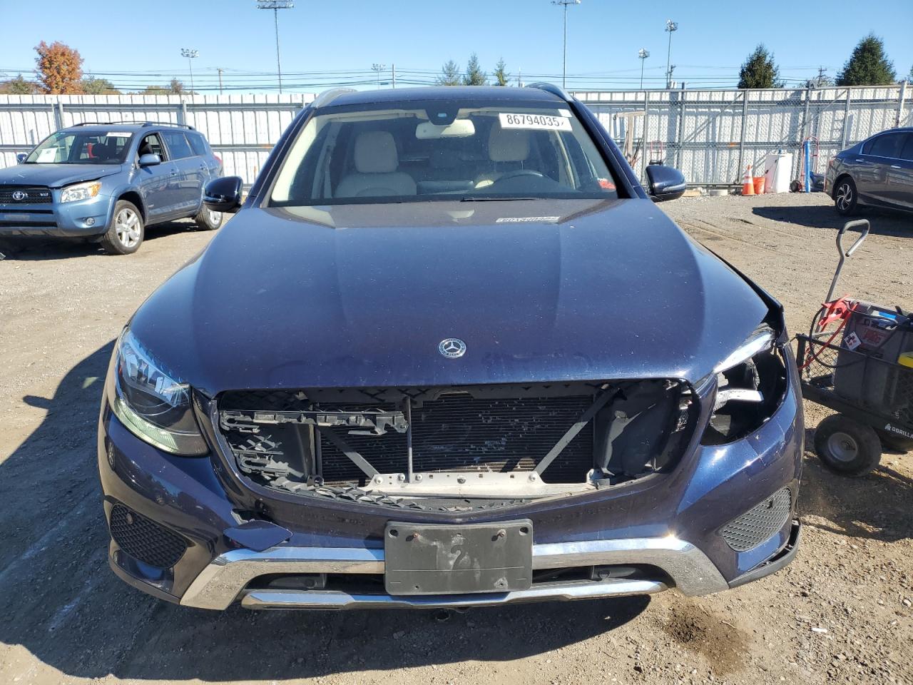 Фото: WDC0G4KB4KF606378