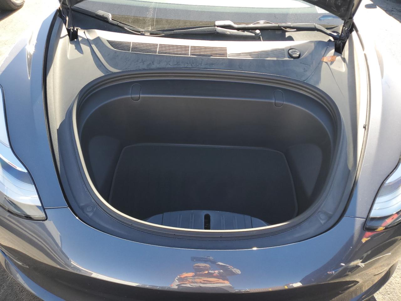 2018 Tesla Model 3 VIN: 5YJ3E1EA0JF048803 Lot: 91095725