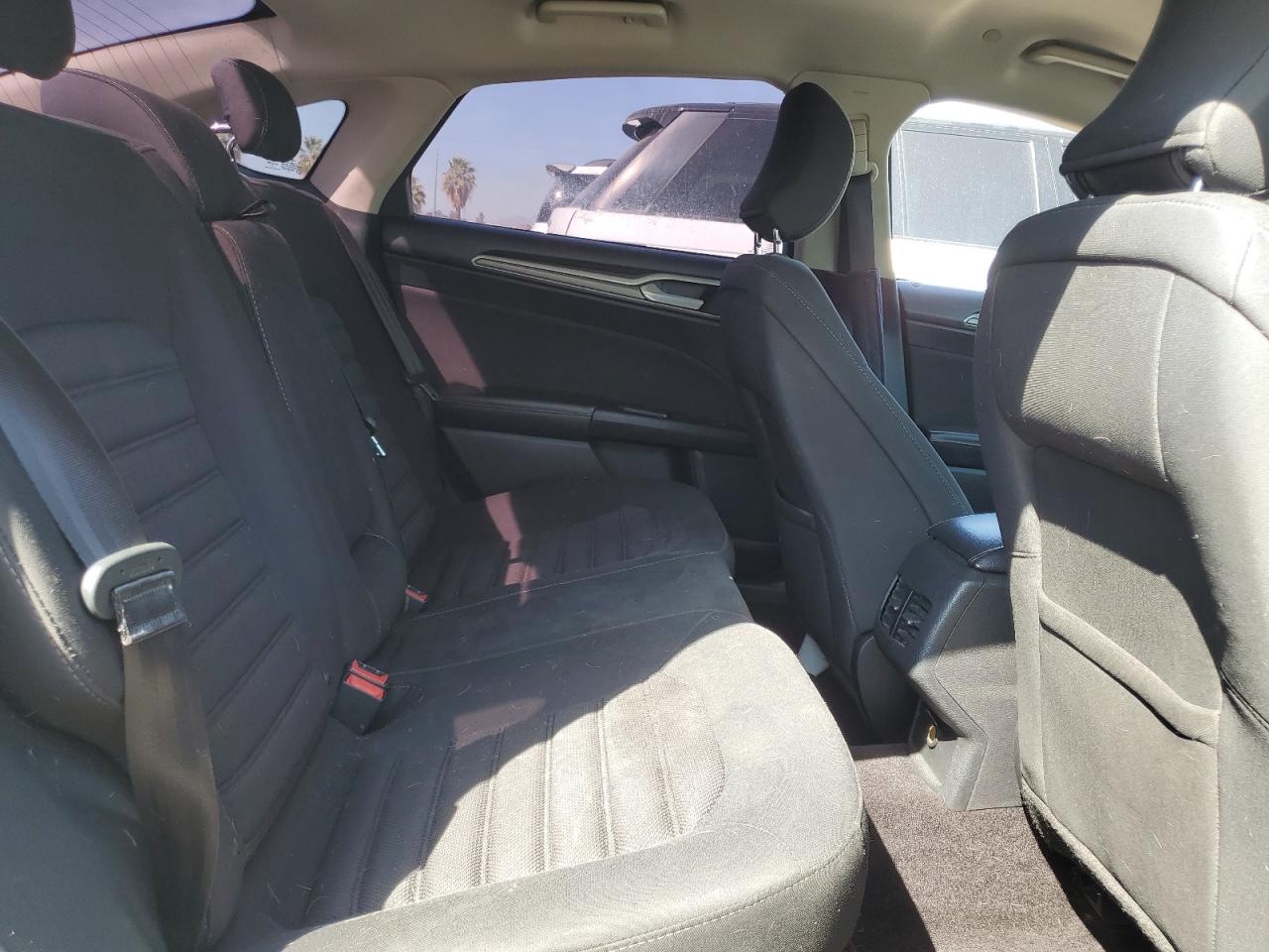 2017 Ford Fusion Se Hybrid VIN: 3FA6P0LU0HR266284 Lot: 84934935