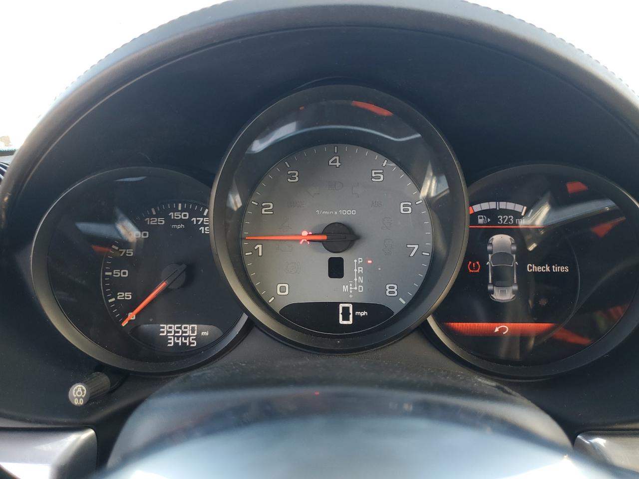 2018 Porsche Boxster S VIN: WP0CB2A85JS228217 Lot: 90007745