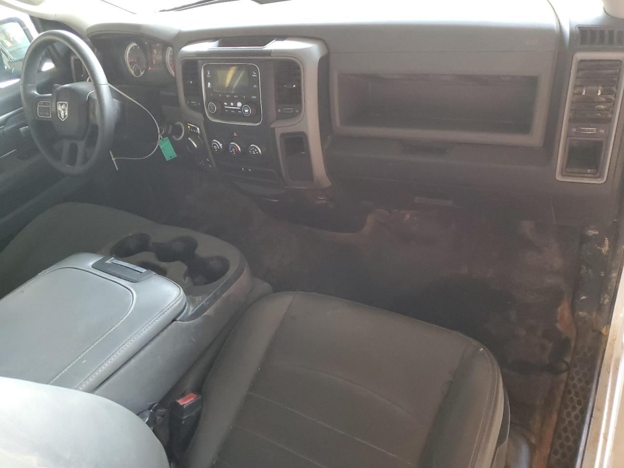 2017 Ram 1500 St VIN: 3C6JR7DG5HG654856 Lot: 86330115