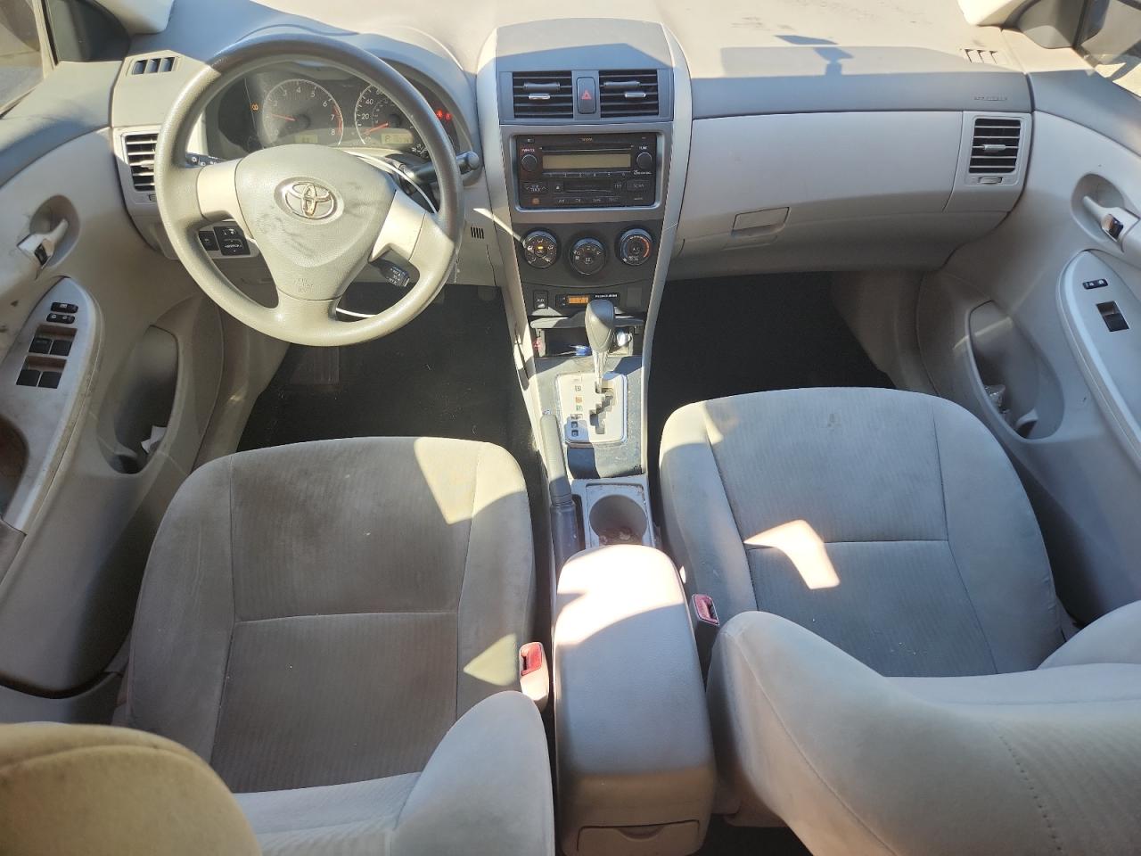2010 Toyota Corolla Base VIN: 1NXBU4EE1AZ365396 Lot: 87040525