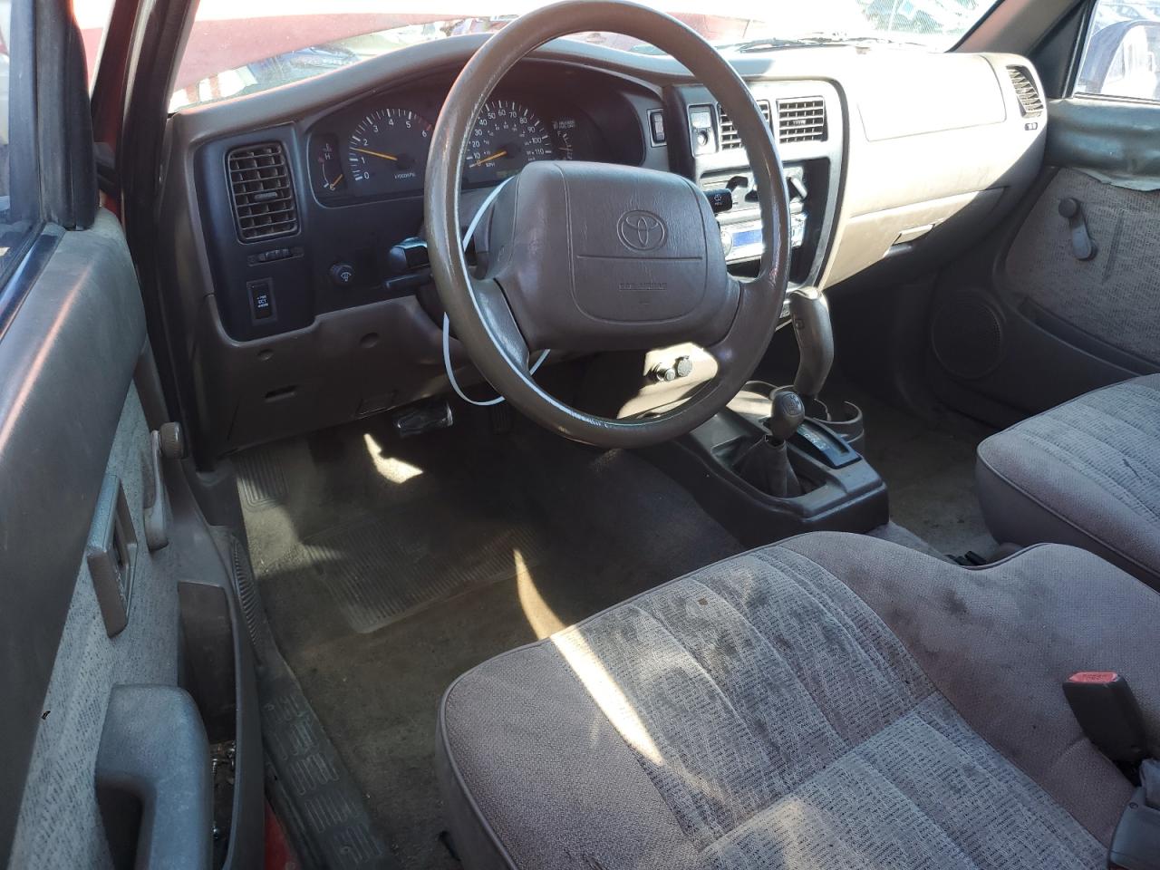 1999 Toyota Tacoma Xtracab VIN: 4TAWM72N9XZ420535 Lot: 89729125