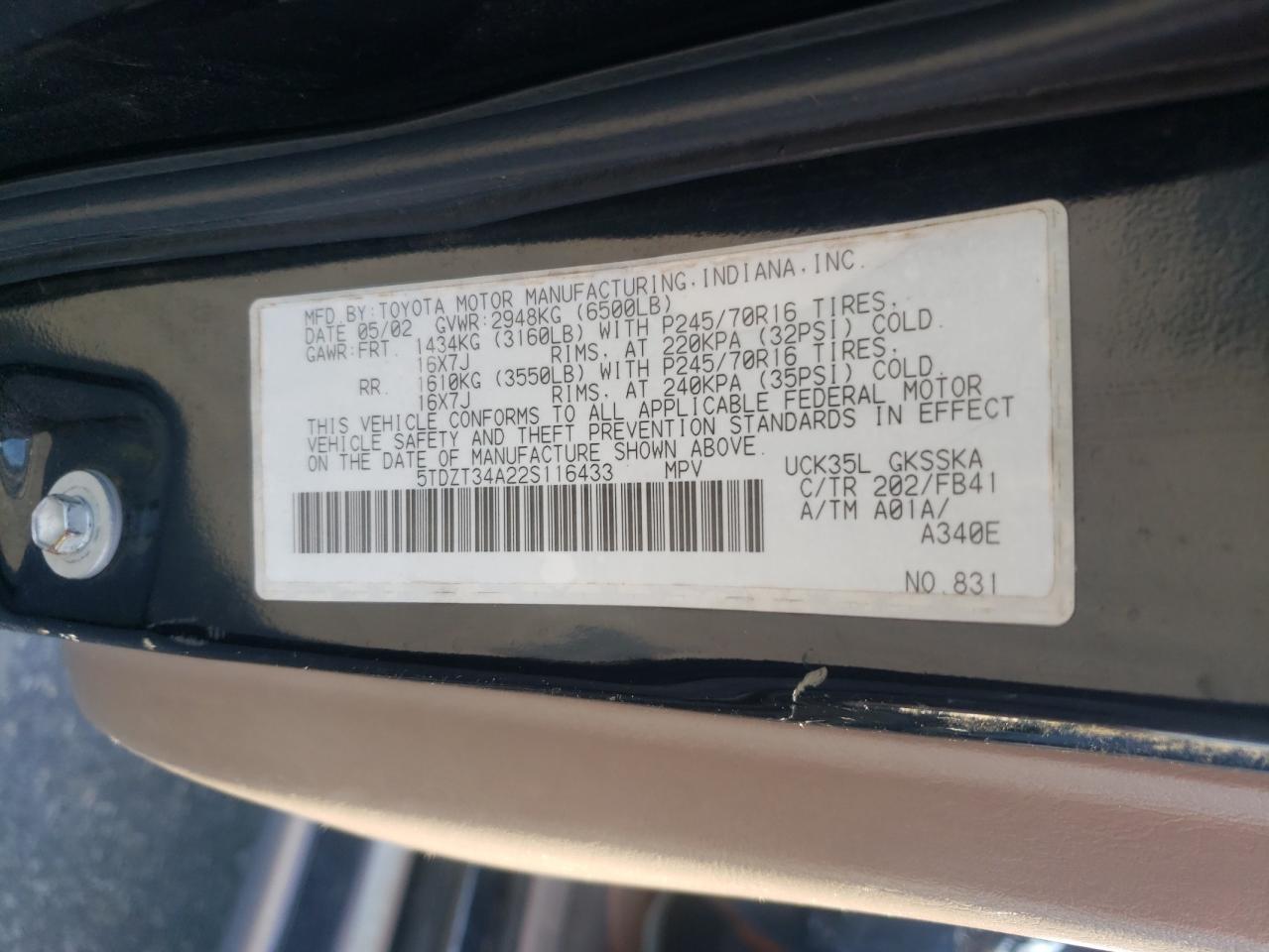 2002 Toyota Sequoia Sr VIN: 5TDZT34A22S116433 Lot: 82517085