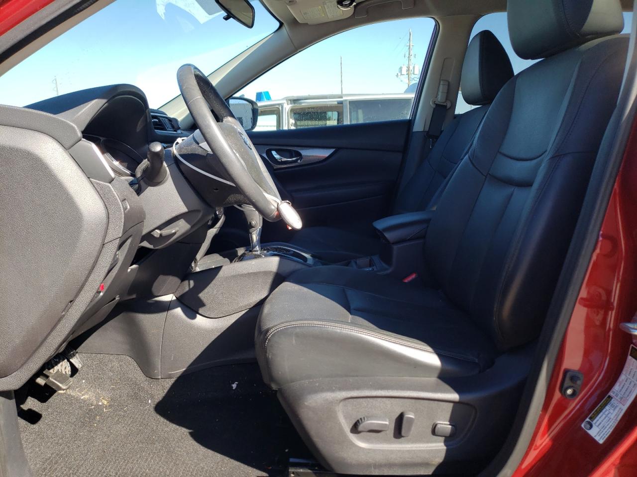 2014 Nissan Rogue S VIN: 5N1AT2MT0EC750401 Lot: 82452385