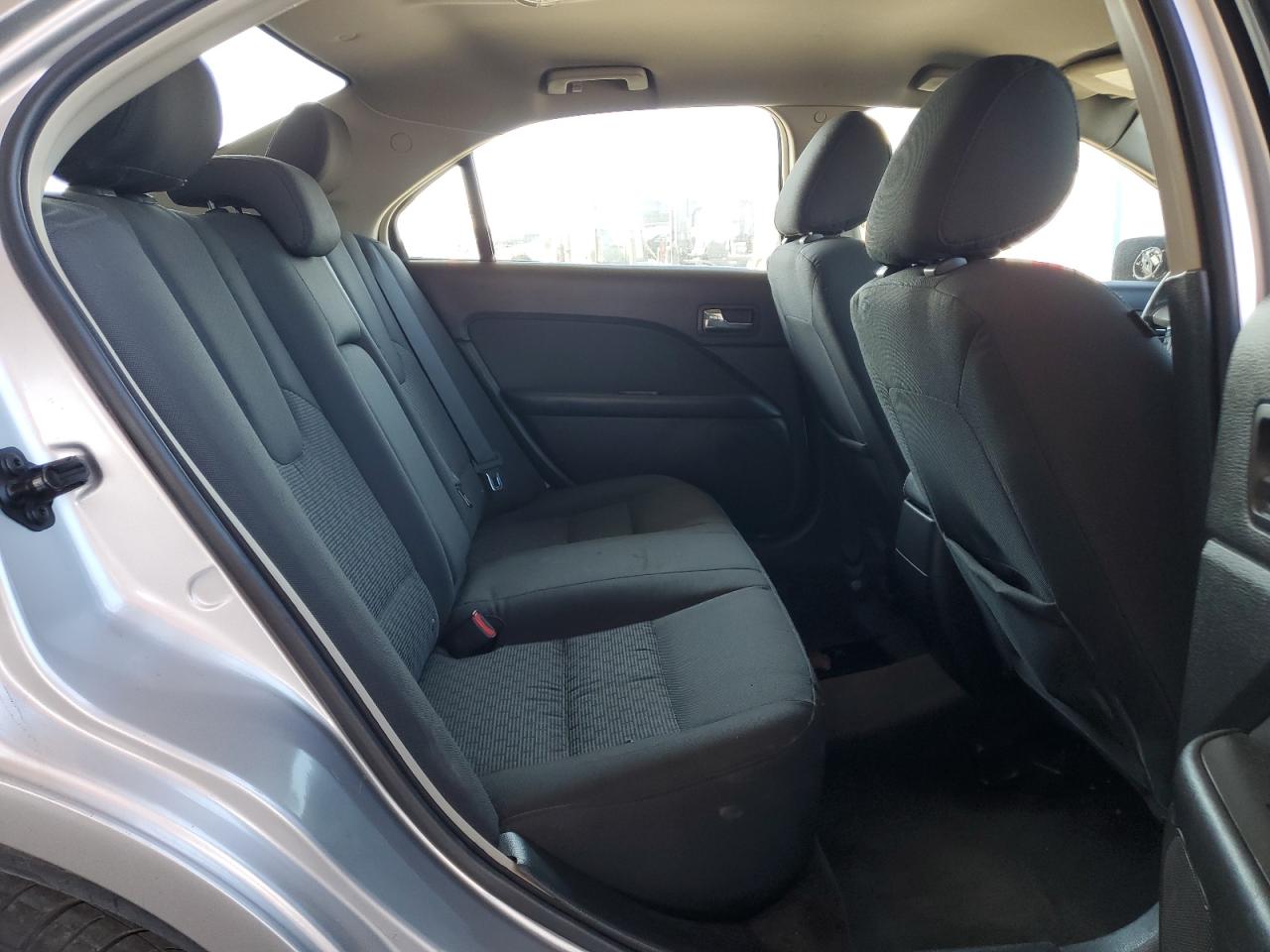 2011 Ford Fusion Se VIN: 3FAHP0HA5BR122857 Lot: 82393445