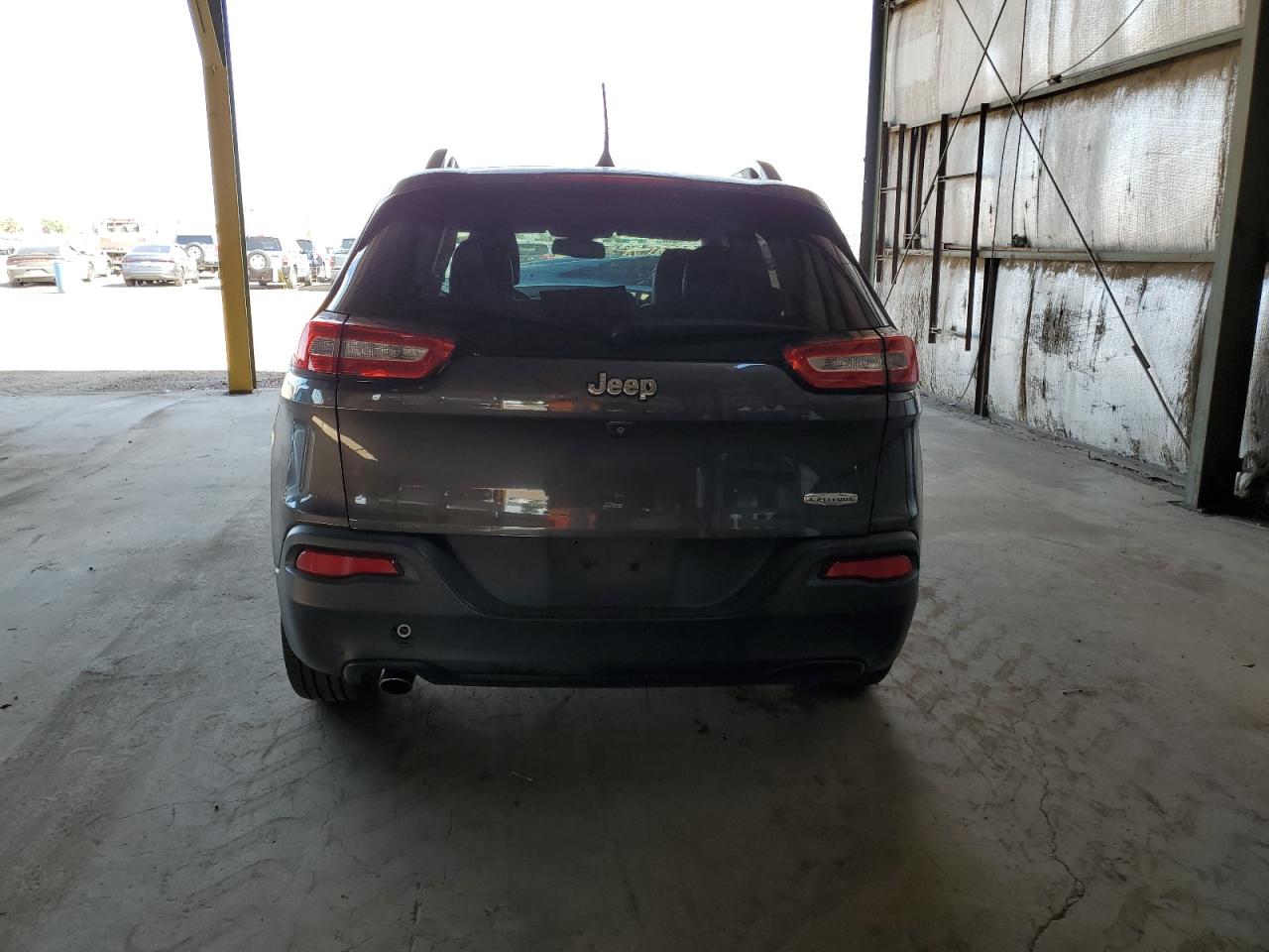2018 Jeep Cherokee Latitude Plus VIN: 1C4PJLLB4JD568904 Lot: 89738695