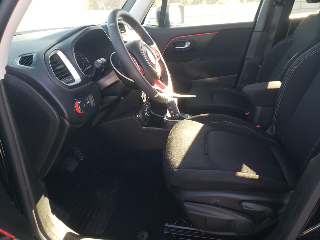 2021 Jeep Renegade Sport VIN: ZACNJDAB2MPM34170 Lot: 85900115