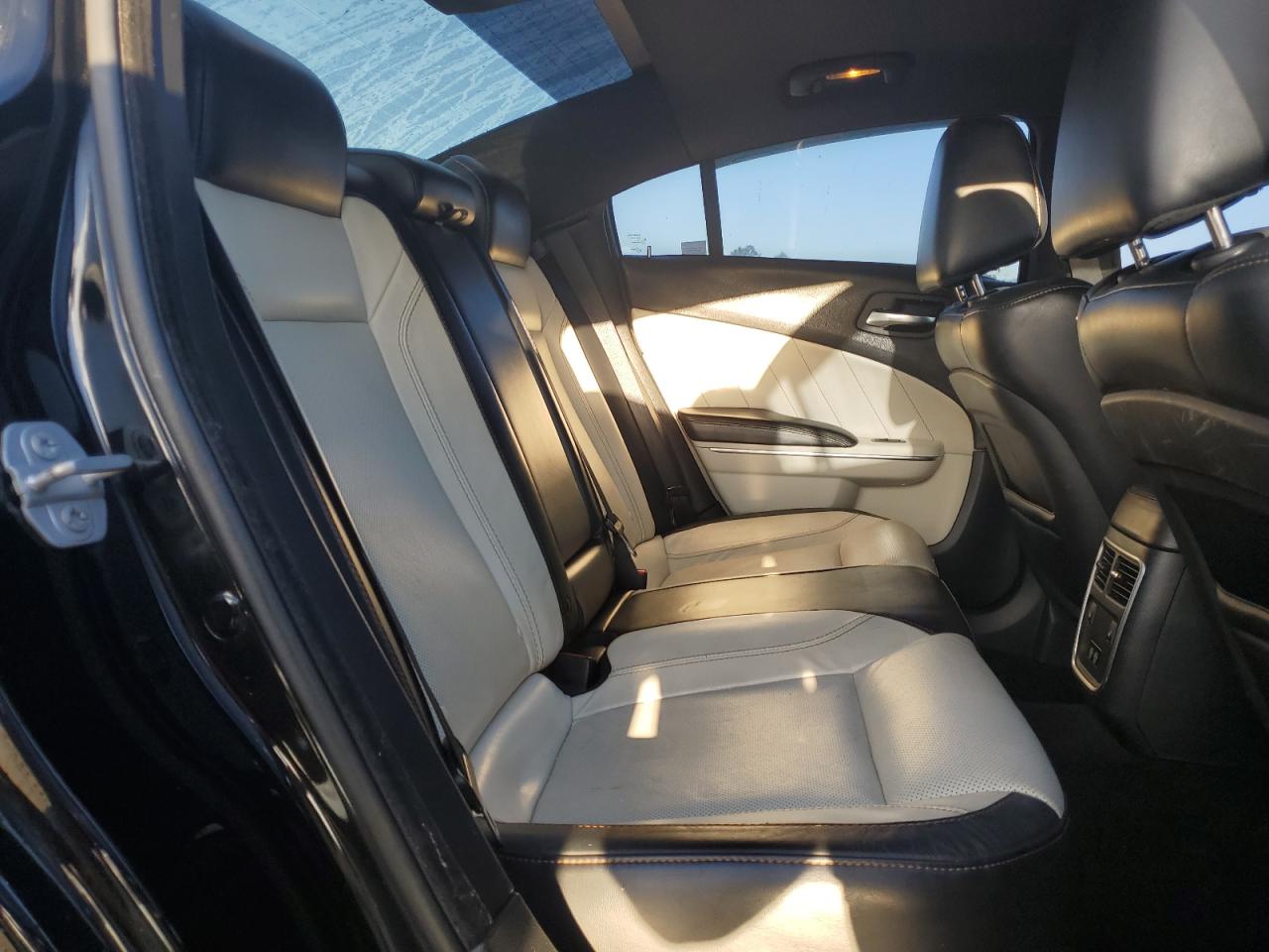 2015 Dodge Charger Sxt VIN: 2C3CDXJG0FH742333 Lot: 85145945