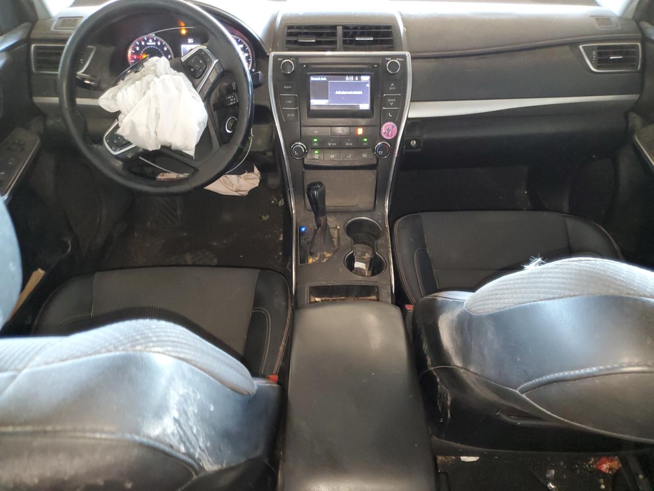 2016 Toyota Camry Le VIN: 4T1BF1FK4GU160581 Lot: 82190185