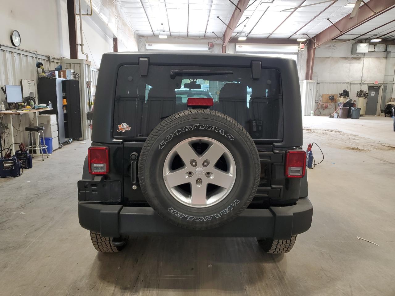 2014 Jeep Wrangler Sport VIN: 1C4GJWAG5EL307258 Lot: 82553205