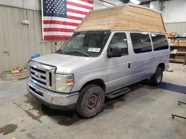 2009 Ford Econoline E350 Super Duty Wagon