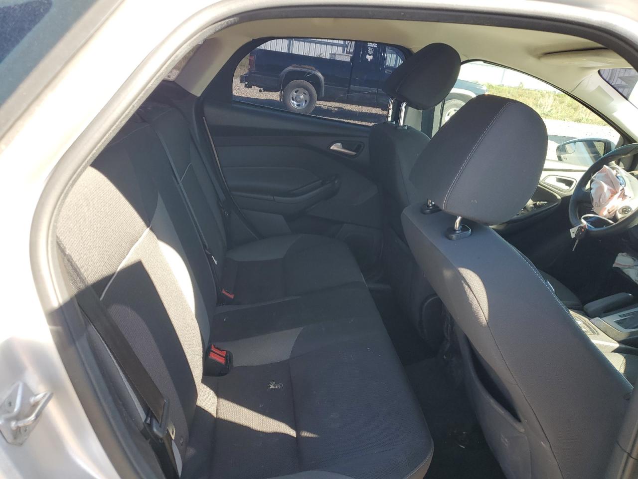 2014 Ford Focus Se VIN: 1FADP3F27EL235580 Lot: 85102555