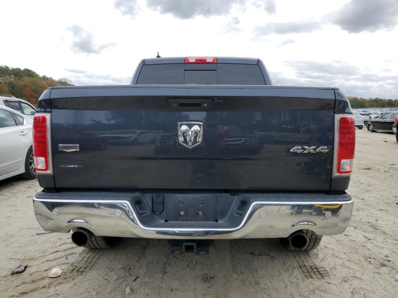 2015 Ram 1500 Laramie VIN: 1C6RR7NT9FS550813 Lot: 90020445