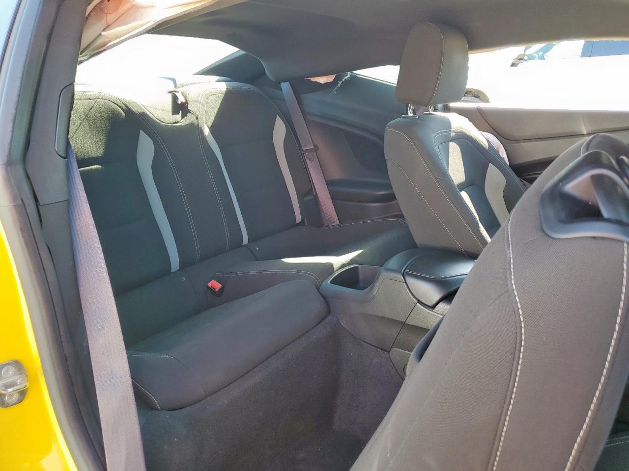 2016 Chevrolet Camaro Lt VIN: 1G1FB1RX4G0184596 Lot: 82335225