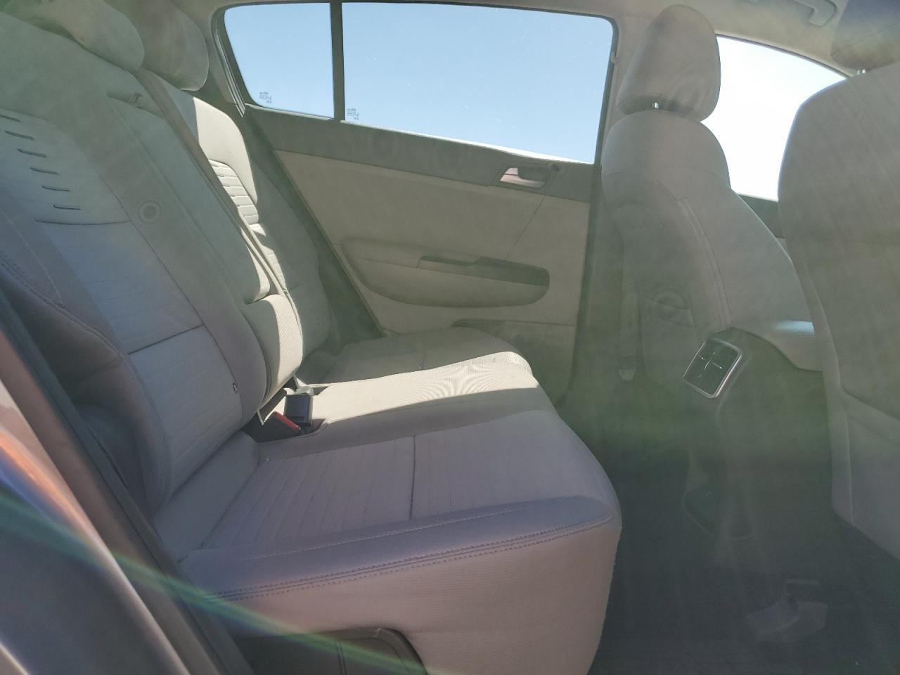 2017 Kia Sportage Lx VIN: KNDPM3AC7H7110530 Lot: 82468035