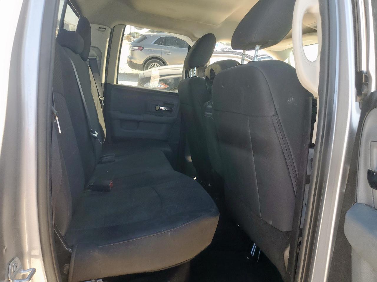 2019 Ram 1500 Classic Slt VIN: 1C6RR6GG5KS669740 Lot: 86086875