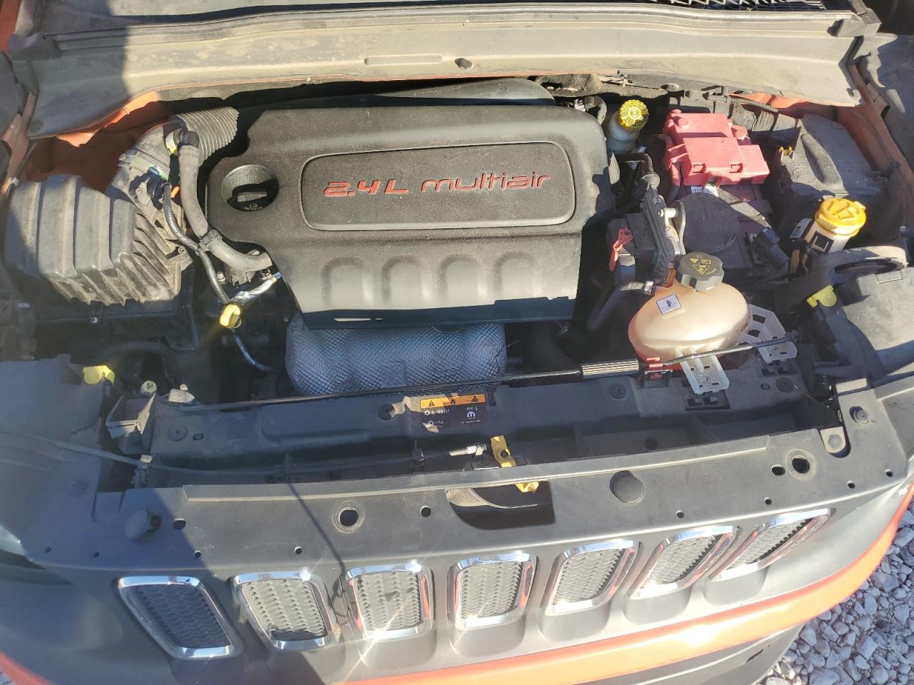2018 Jeep Renegade Latitude VIN: ZACCJABB5JPH83813 Lot: 86861165