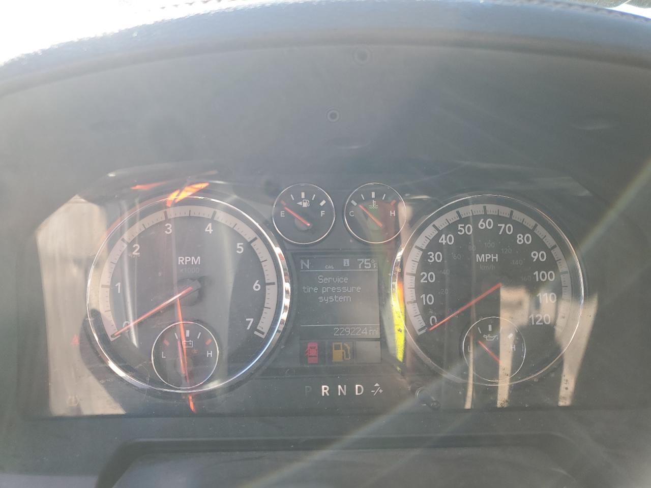 2010 Dodge Ram 1500 VIN: 1D7RV1CTXAS165473 Lot: 82323625