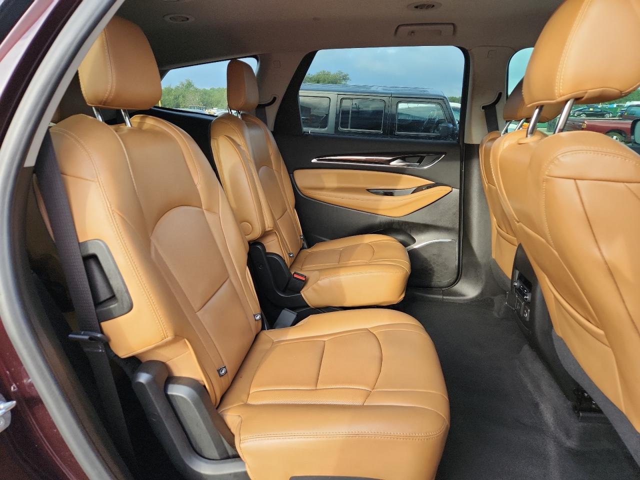 2018 Buick Enclave Essence VIN: 5GAERBKWXJJ216170 Lot: 84999395