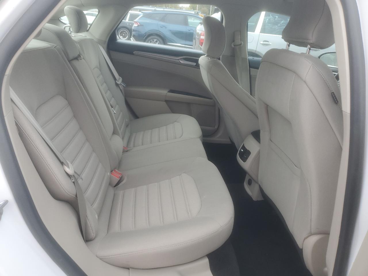 2019 Ford Fusion Se VIN: 3FA6P0HD7KR133490 Lot: 82689015