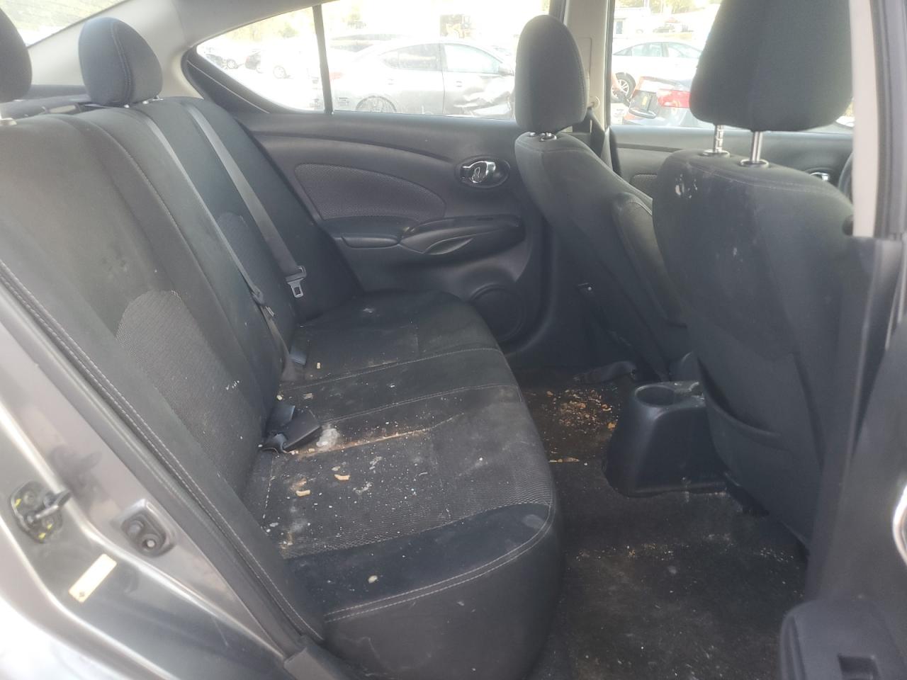 2019 Nissan Versa S VIN: 3N1CN7AP7KL869772 Lot: 82218775