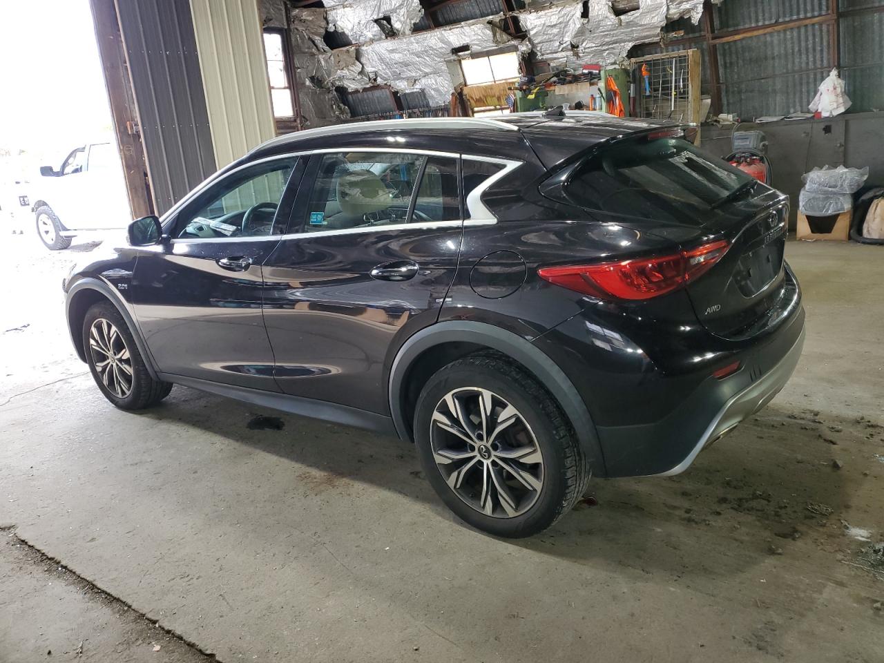 QX30 QX30