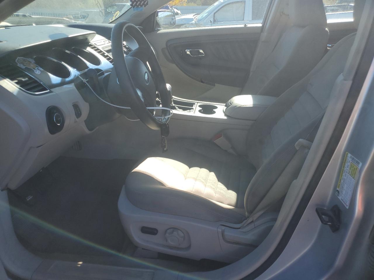 2011 Ford Taurus Se VIN: 1FAHP2DW1BG186284 Lot: 90042935