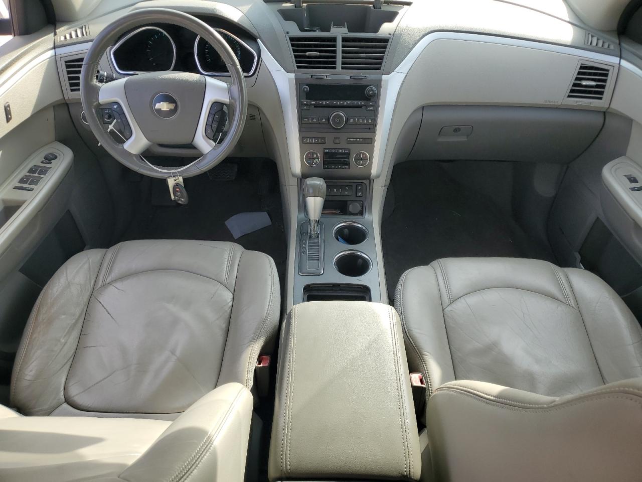 2010 Chevrolet Traverse Lt VIN: 1GNLVGED8AS114537 Lot: 84887565