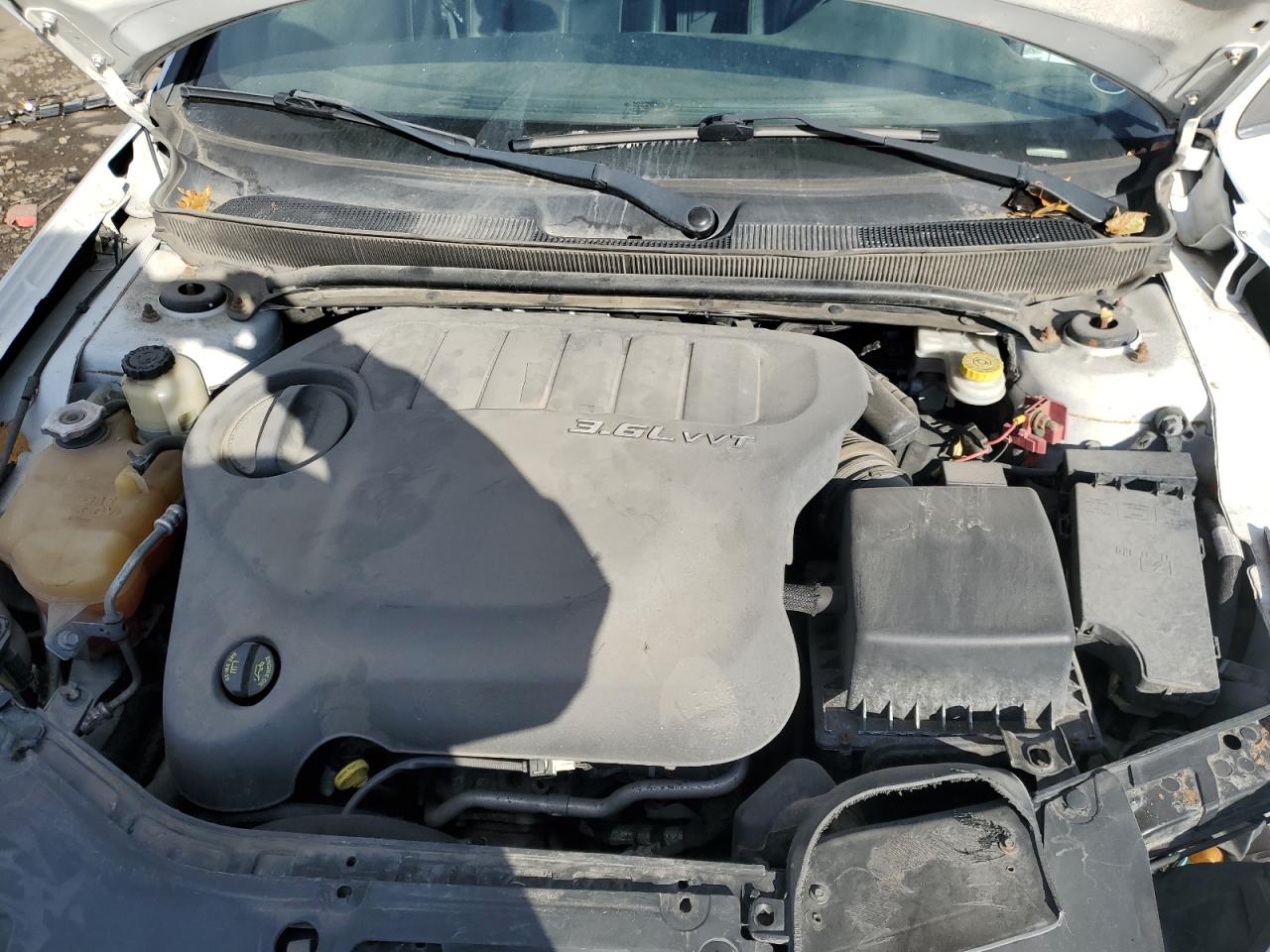 2014 Chrysler 200 Limited VIN: 1C3CCBCGXEN176514 Lot: 90683915