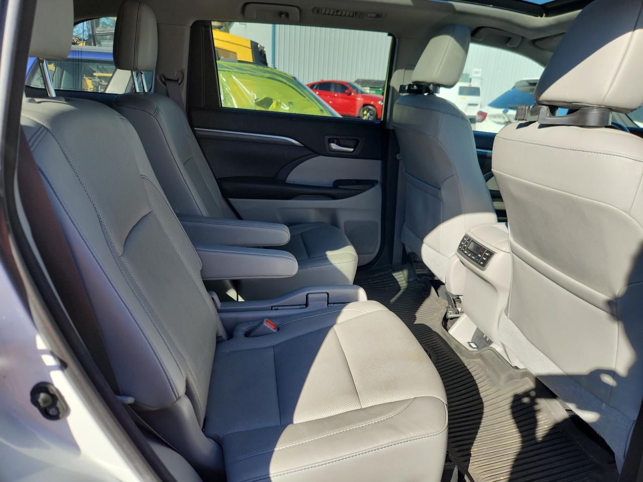 2018 Toyota Highlander Hybrid Limited VIN: 5TDDGRFH0JS040902 Lot: 85197665