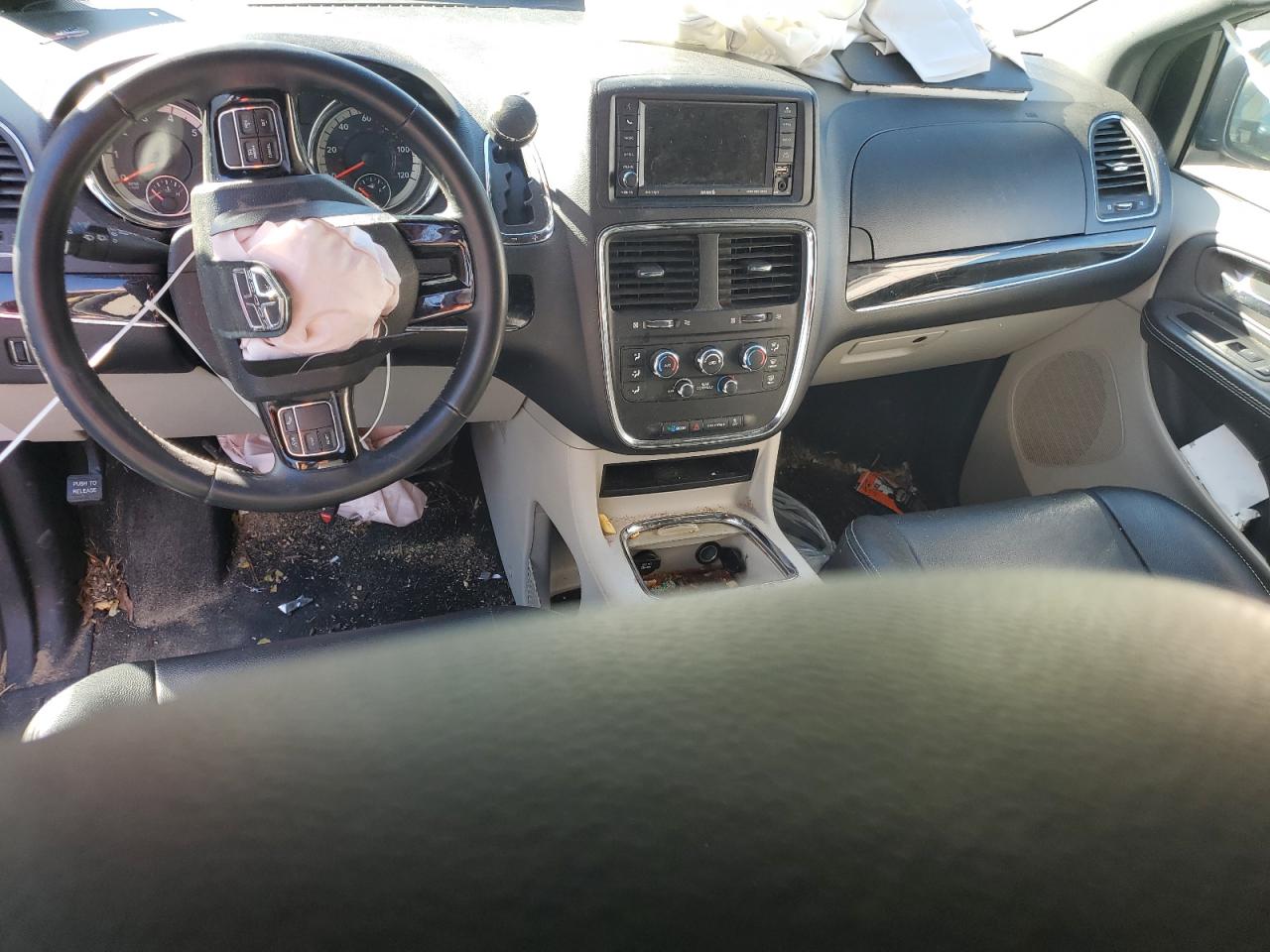 2017 Dodge Grand Caravan Sxt VIN: 2C4RDGCG5HR646150 Lot: 87048545