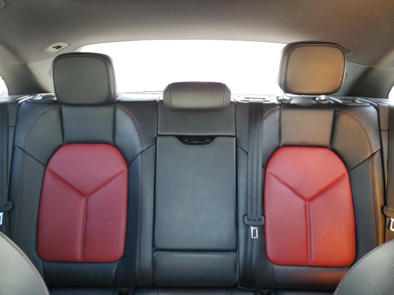 2018 Porsche Macan VIN: WP1AA2A52JLB06259 Lot: 85150185