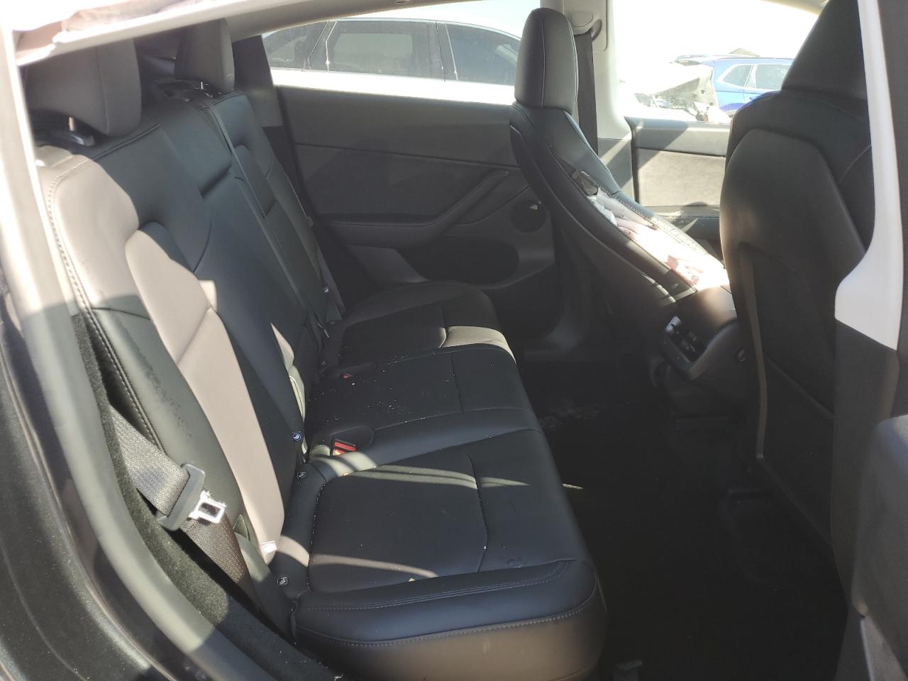 2025 Tesla Model Y VIN: 7SAYGDEE6SF223810 Lot: 84597825