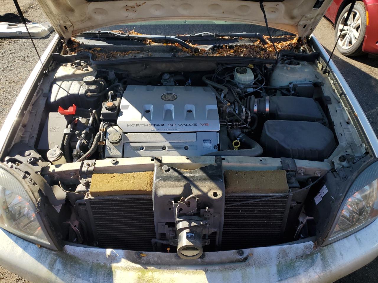 2000 Cadillac Deville Dts VIN: 1G6KF5799YU225775 Lot: 82356815