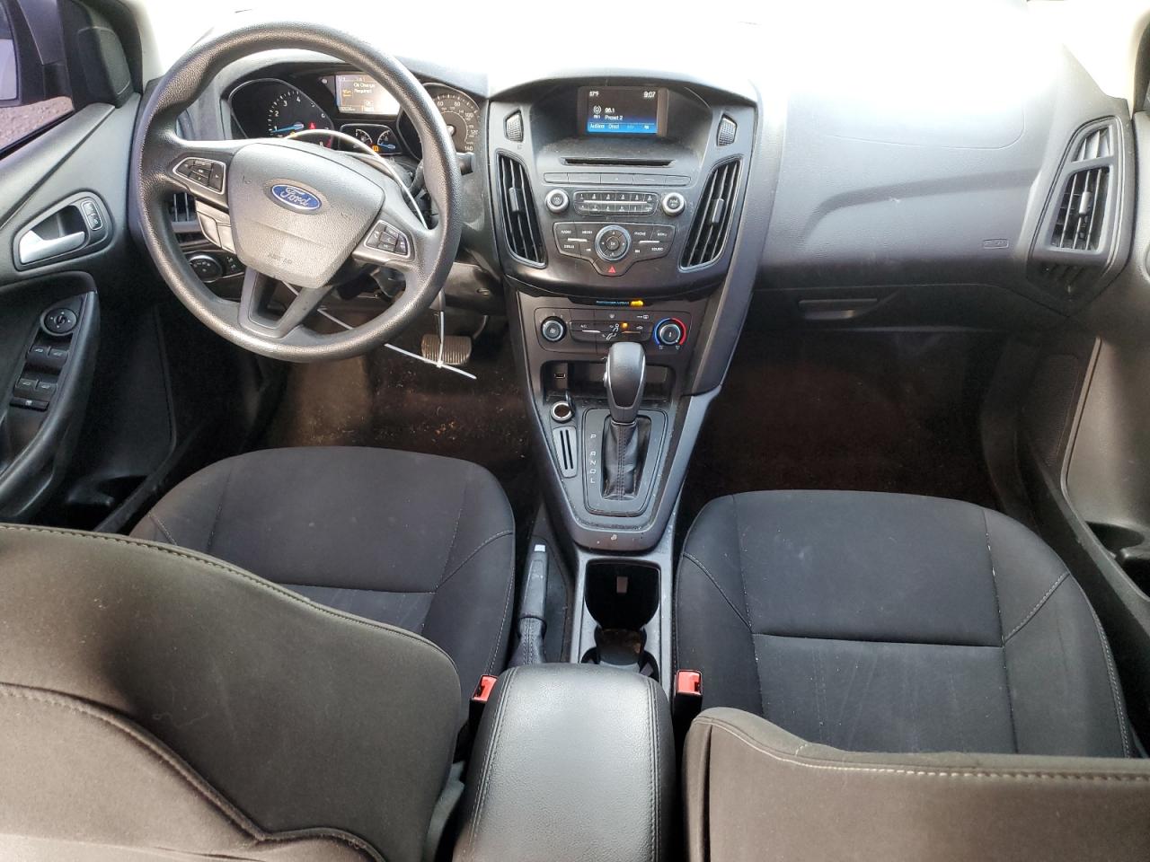 2017 Ford Focus Se VIN: 1FADP3F2XHL303763 Lot: 86119395