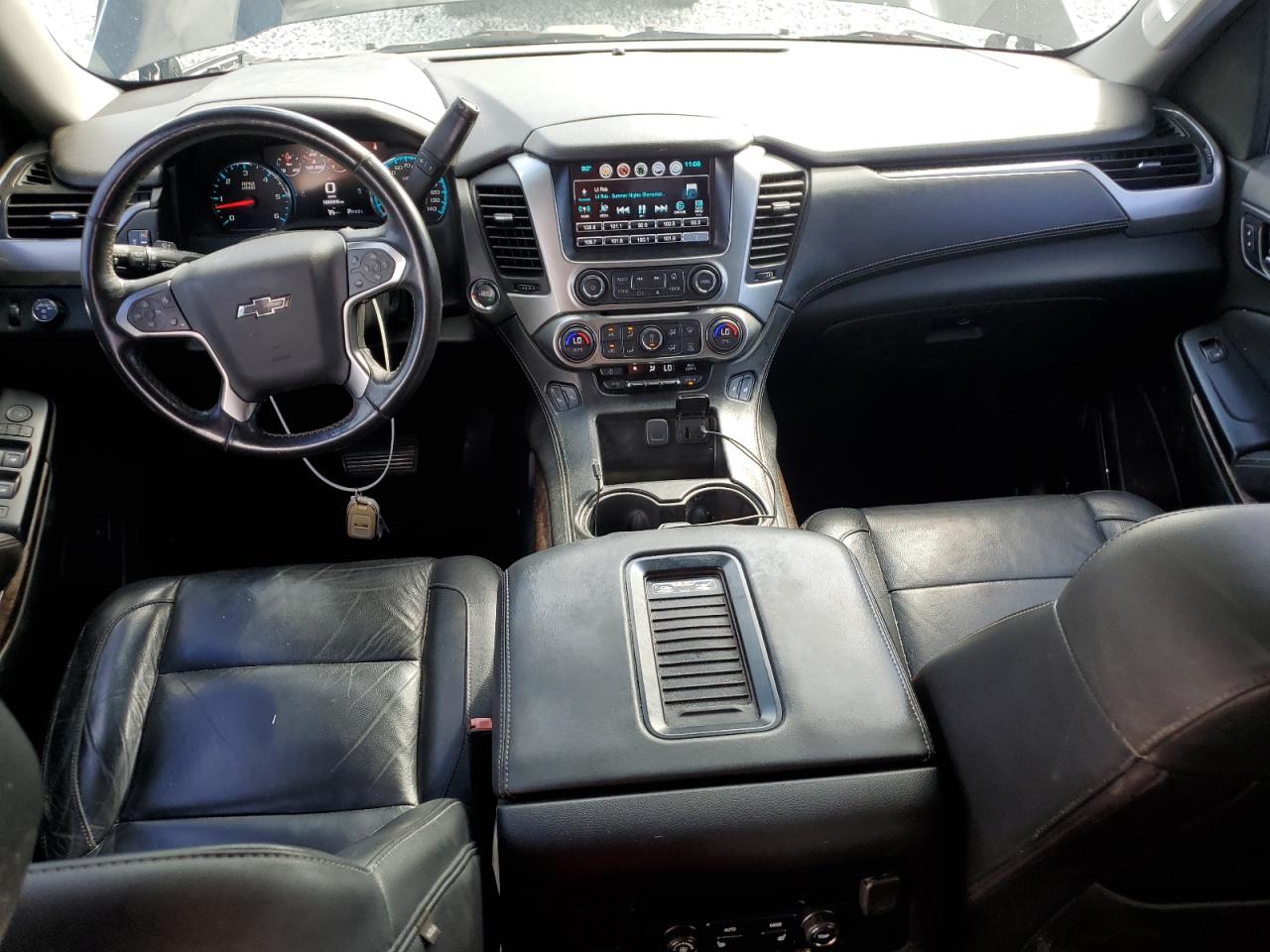 2017 Chevrolet Suburban C1500 Lt VIN: 1GNSCHKC3HR407590 Lot: 85939885