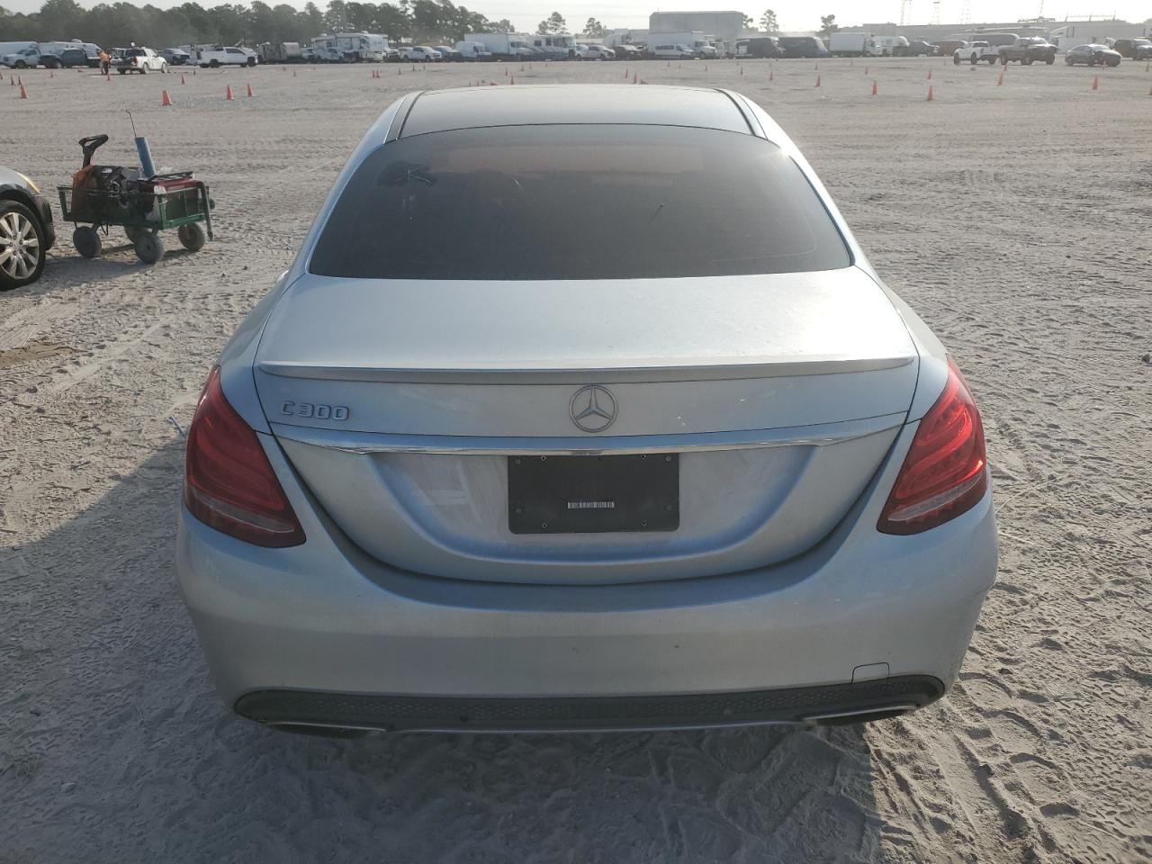 2017 Mercedes-Benz C 300 VIN: 55SWF4JB0HU210867 Lot: 89848445